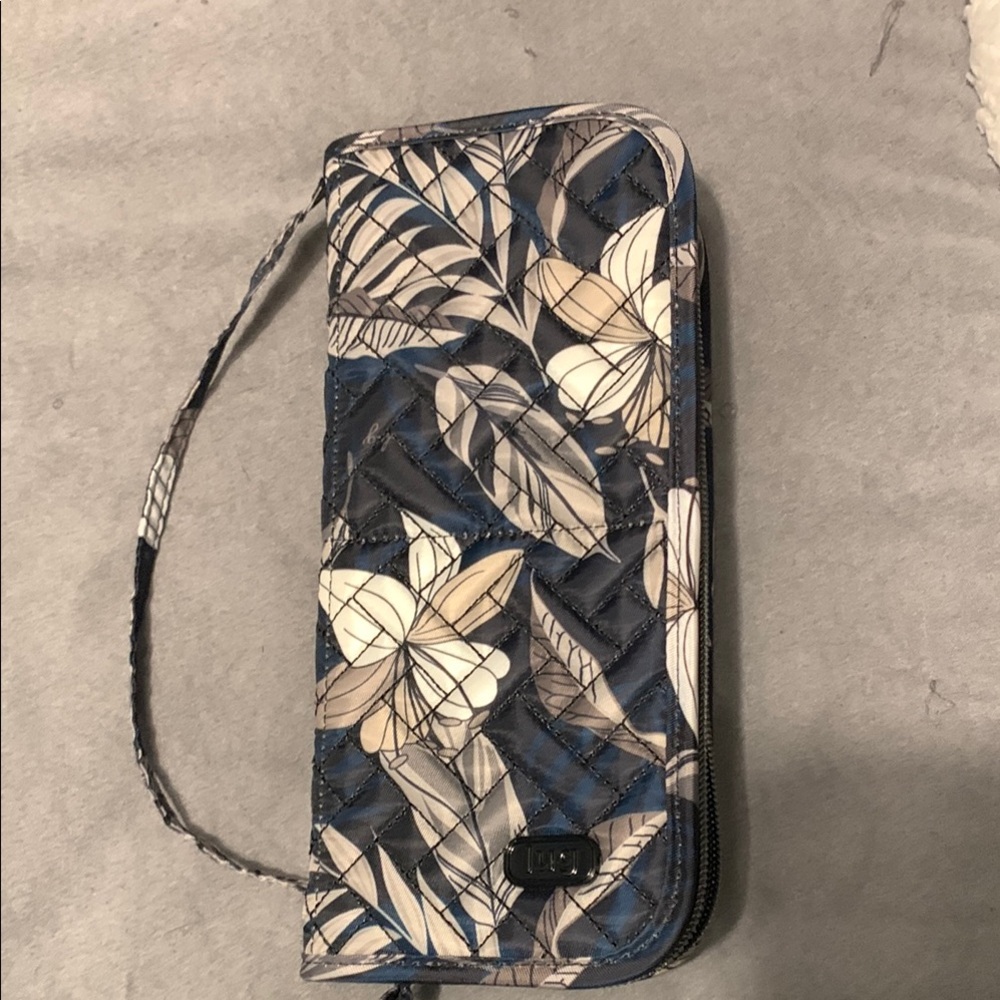 Lug Sleeper brush holder -appears new!